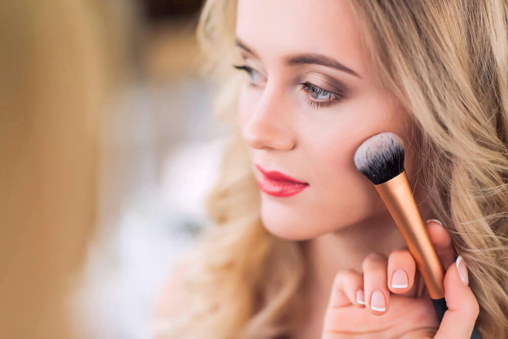 Is Your Makeup Affecting Your Skin? | resveralife